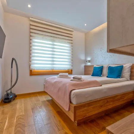 Pino Silvestre Ii - Sir Oliver דירה זלאטיבור