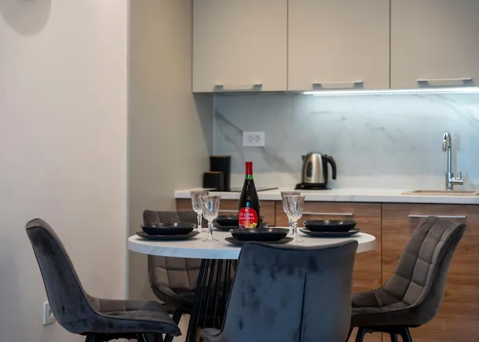 Pino Silvestre Ii - Sir Oliver شقة