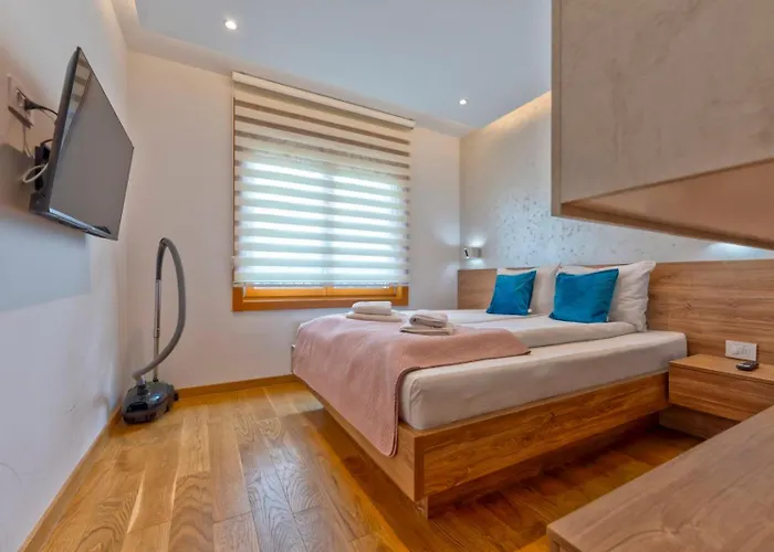 Pino Silvestre Ii - Sir Oliver شقة زلاتيبور